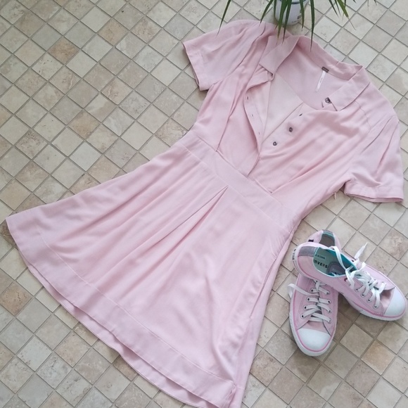 Free People Dresses & Skirts - Free People dress with pockets!!